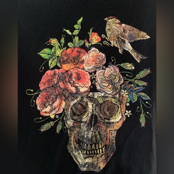 Black T-Shirt Skull Flowers Bird Dark Poe whimsy goth Medium‎ - Picture 2 of 4